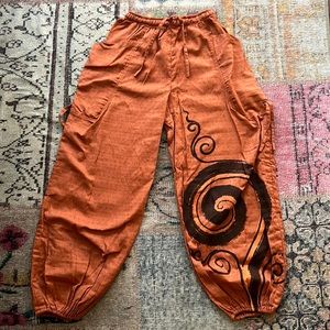 Orange bubble linens pants, size S